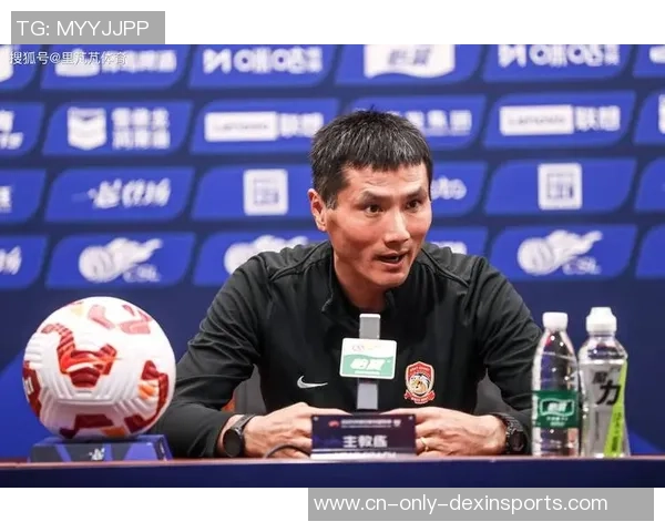 国足冬训时刻定了!邵佳一如安在中超备战与国家队集训之间找到平衡? 国足冬训时刻定了!邵佳一如安在中超备战与国家队集训之间找到平衡?